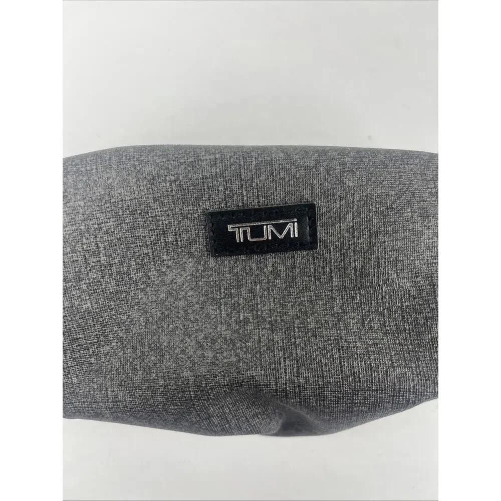 Tumi delta gray